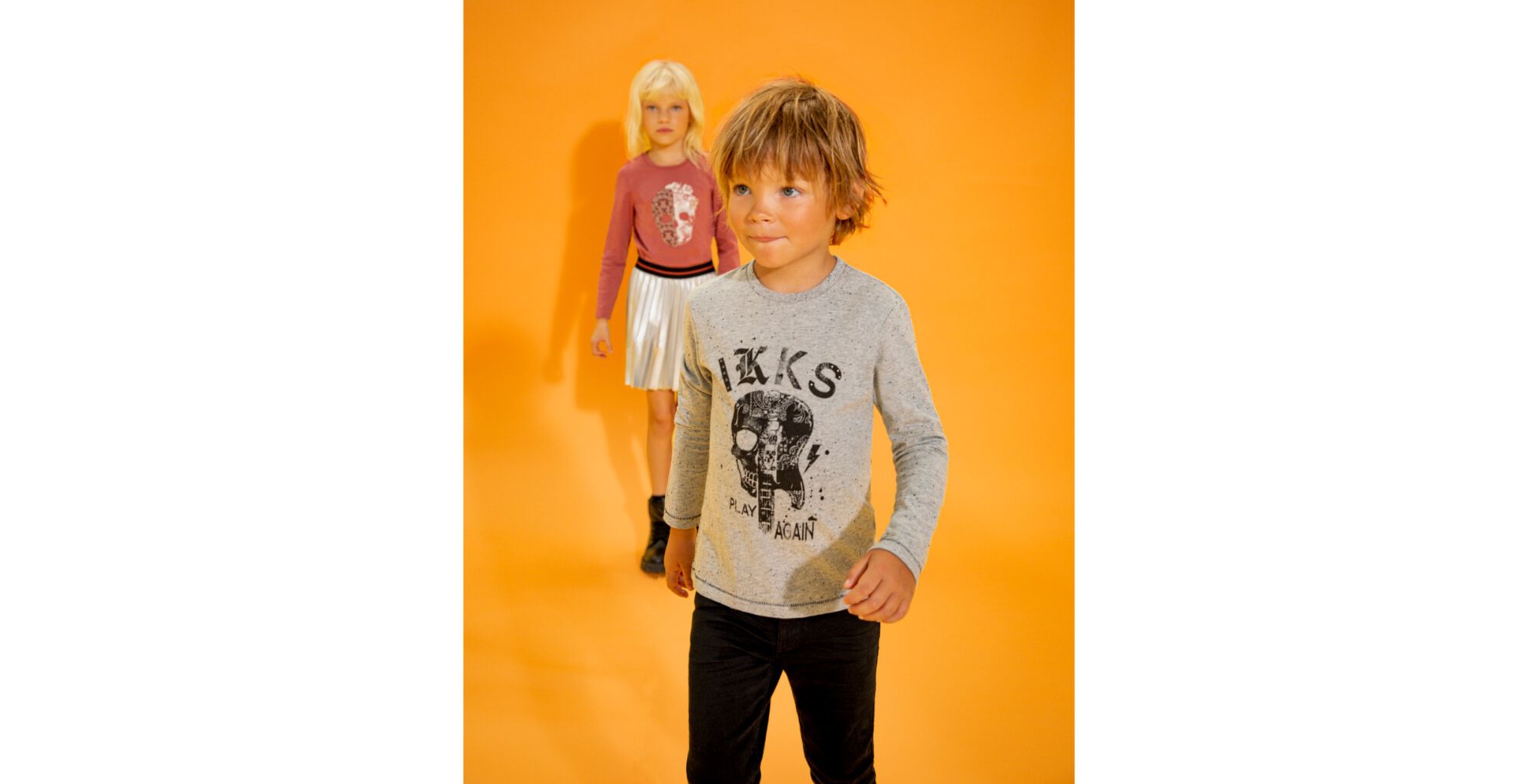 Boys’ grey T-shirt with guitar-skull