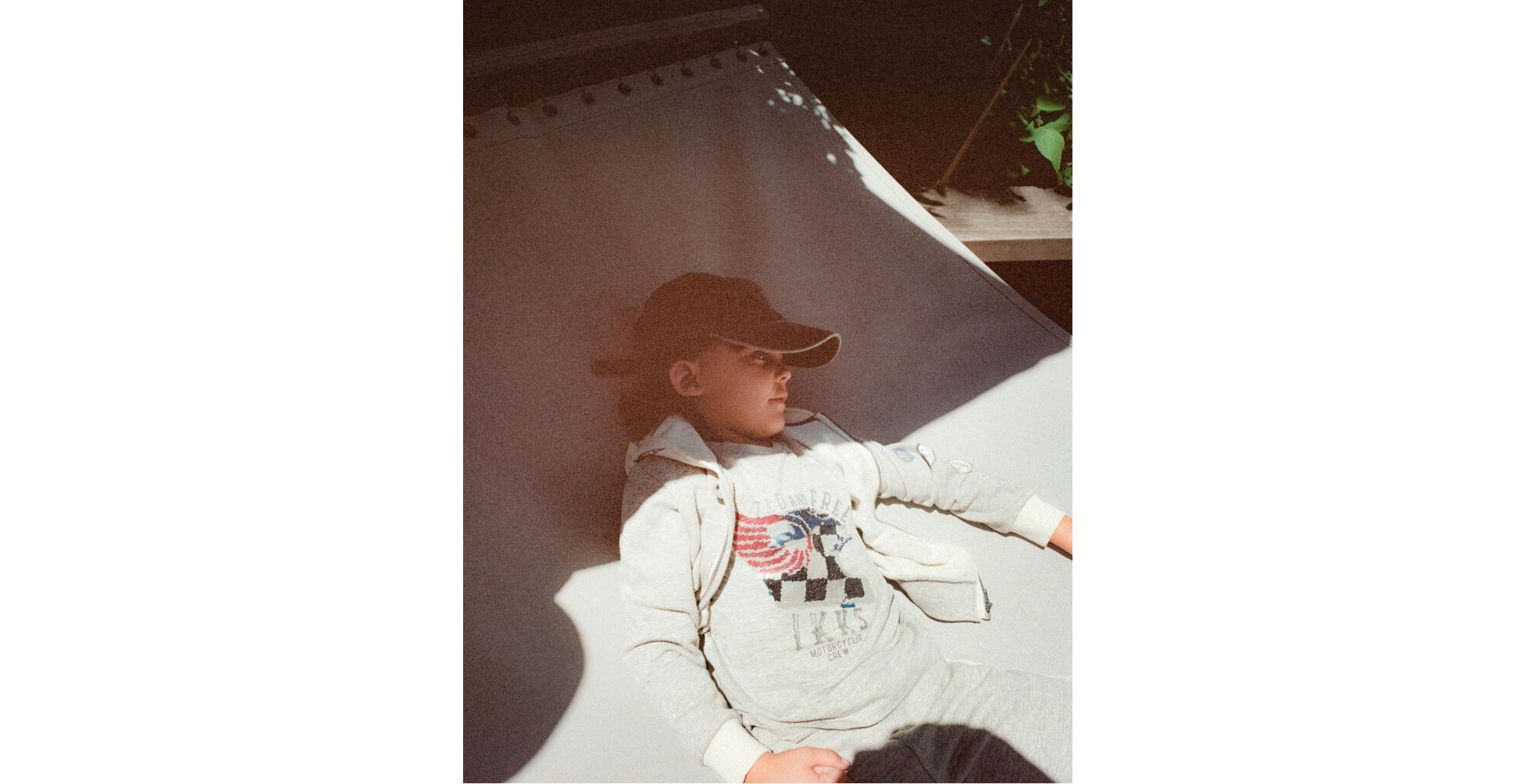 Boys’ grey reversible sequin winged helmet T-shirt