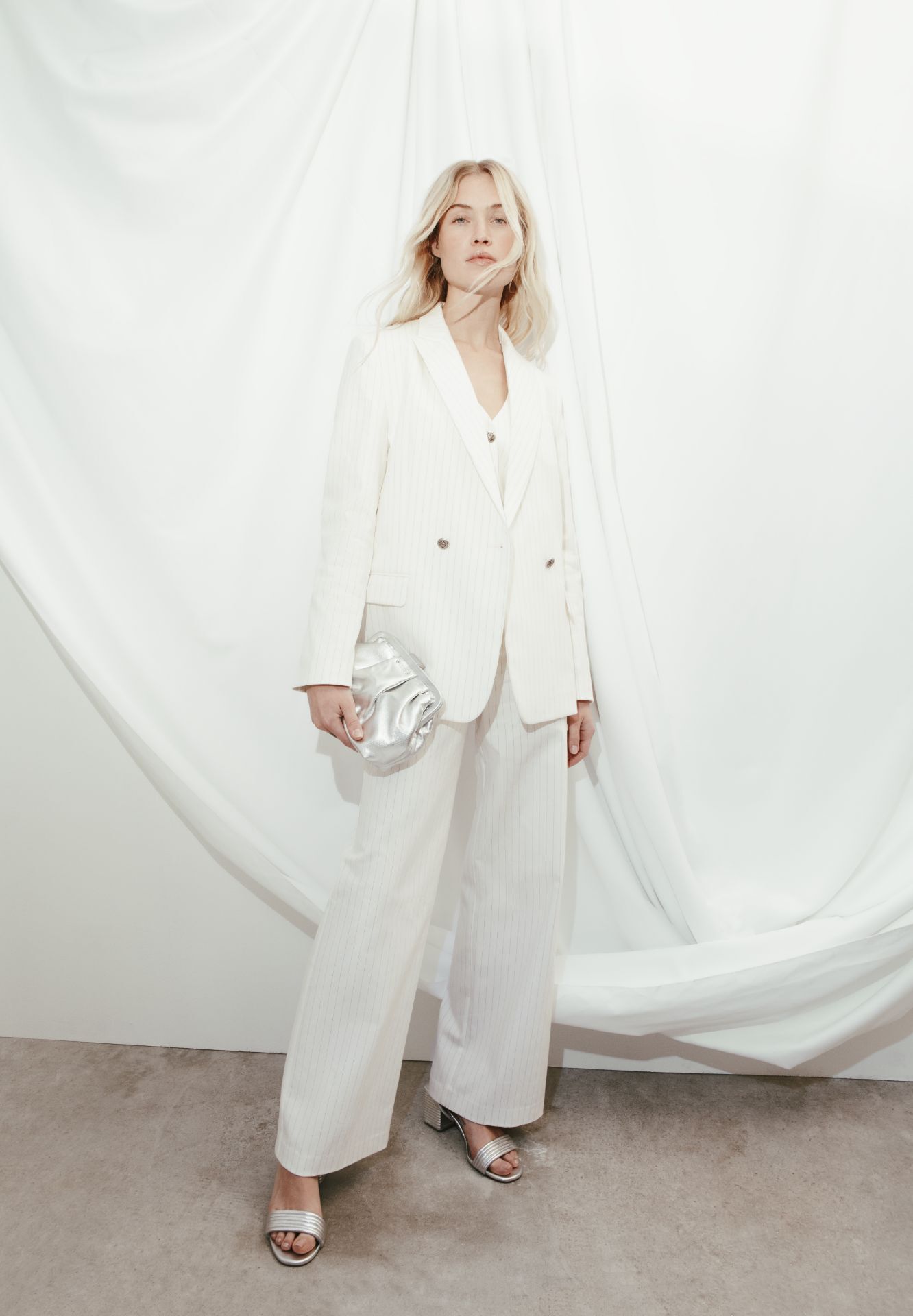 Ikks robe ceremonie store