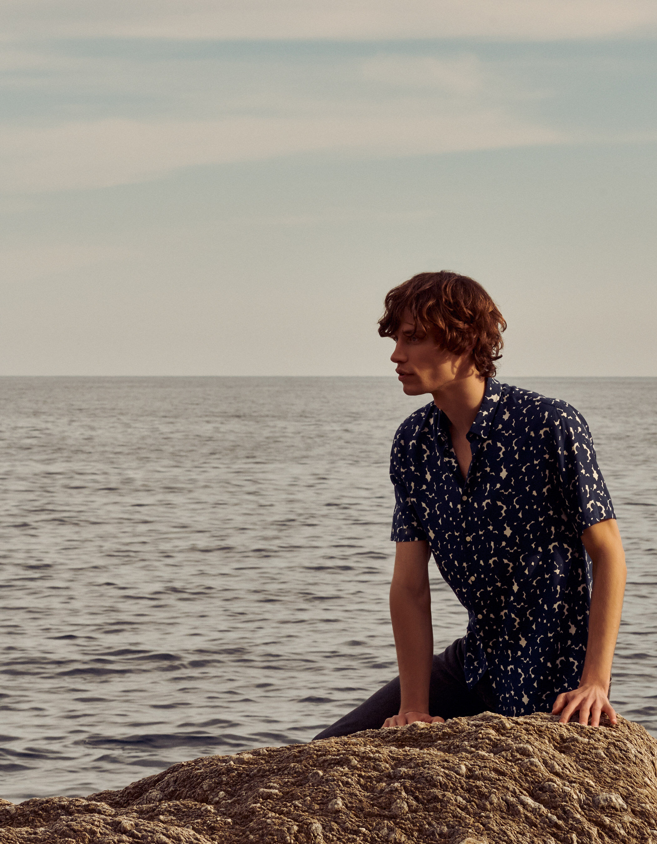 Men s navy flowery REGULAR shirt