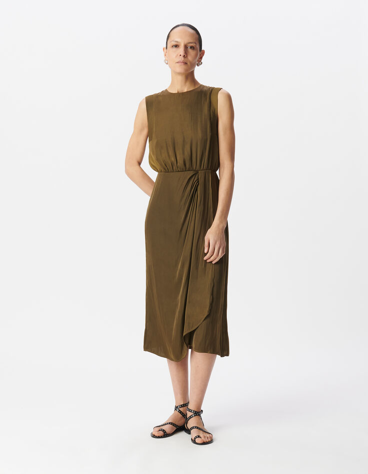 Khaki fließender Damen-Midikleid recycelter Polyester-2 Khaki fließender Damen-Midikleid recycelter Polyester-2