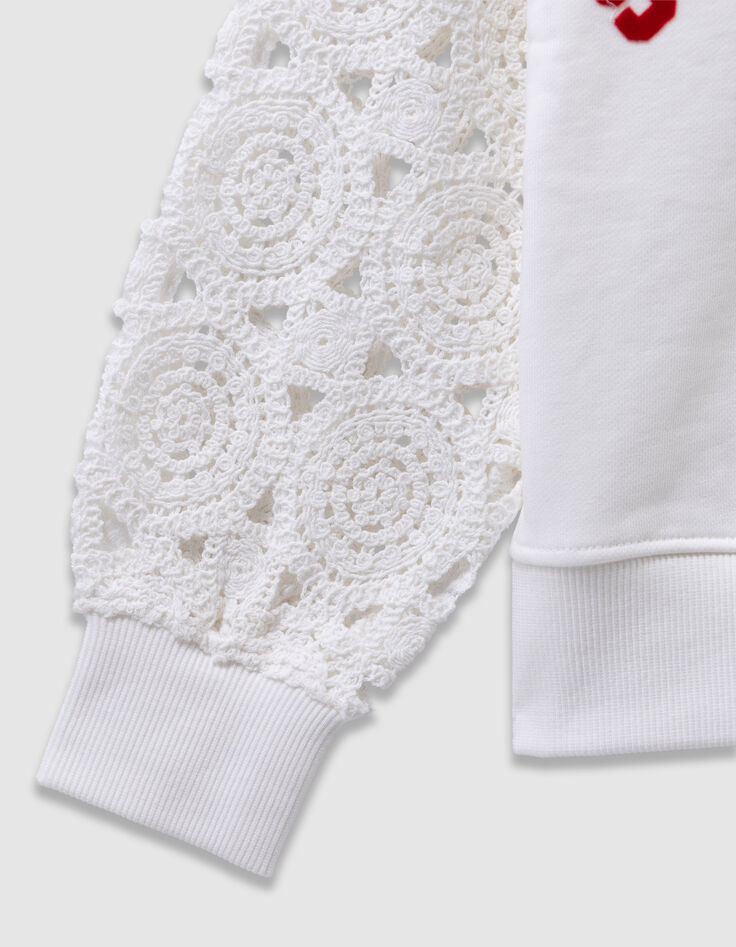 Sudadera blanca mangas ganchillo calado niña-7