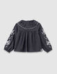 Graue Mädchenbluse mit weitem Kragen Stick-1