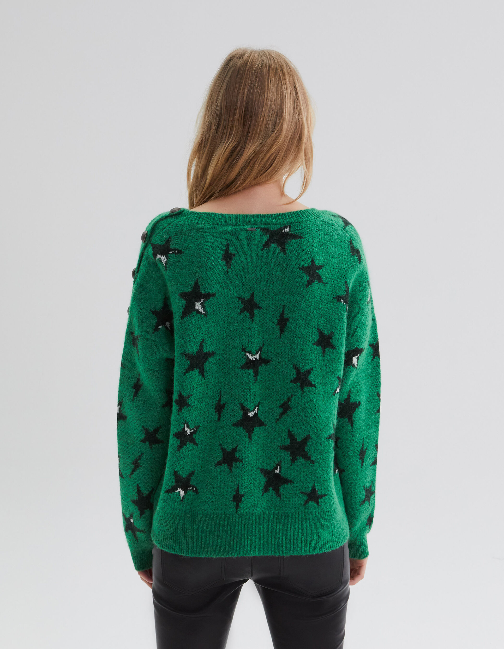 Women s green star motif jacquard knit sweater