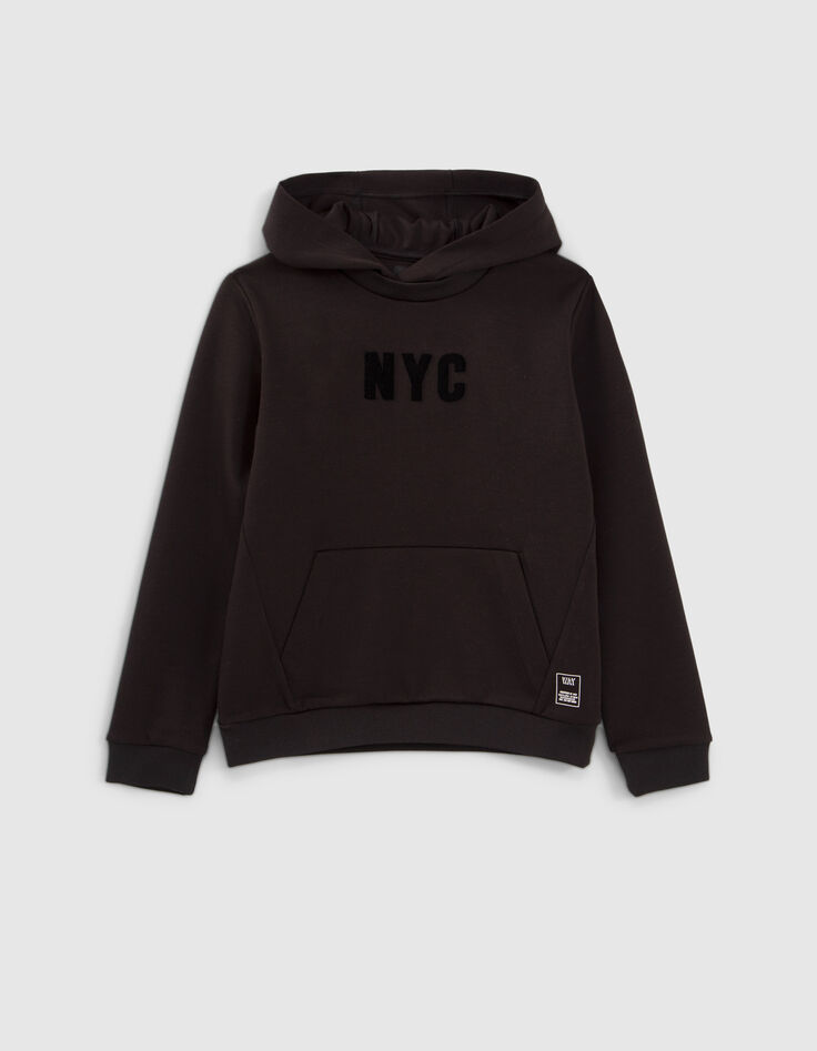 Schwarzes Jungensweatshirt mit Schriftzug am Kragen-1