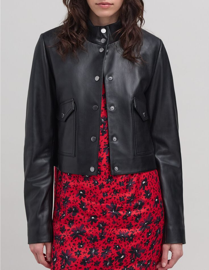 Bomber de piel negra recortada para mujer-2