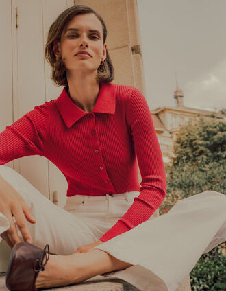 Women's red ribbed button-down polo-neck cardigan