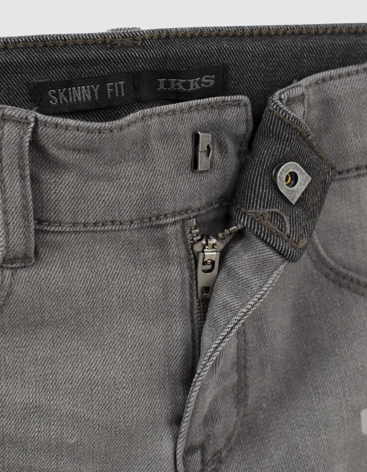 Light grey skinny jeans met print en badge jongens -5