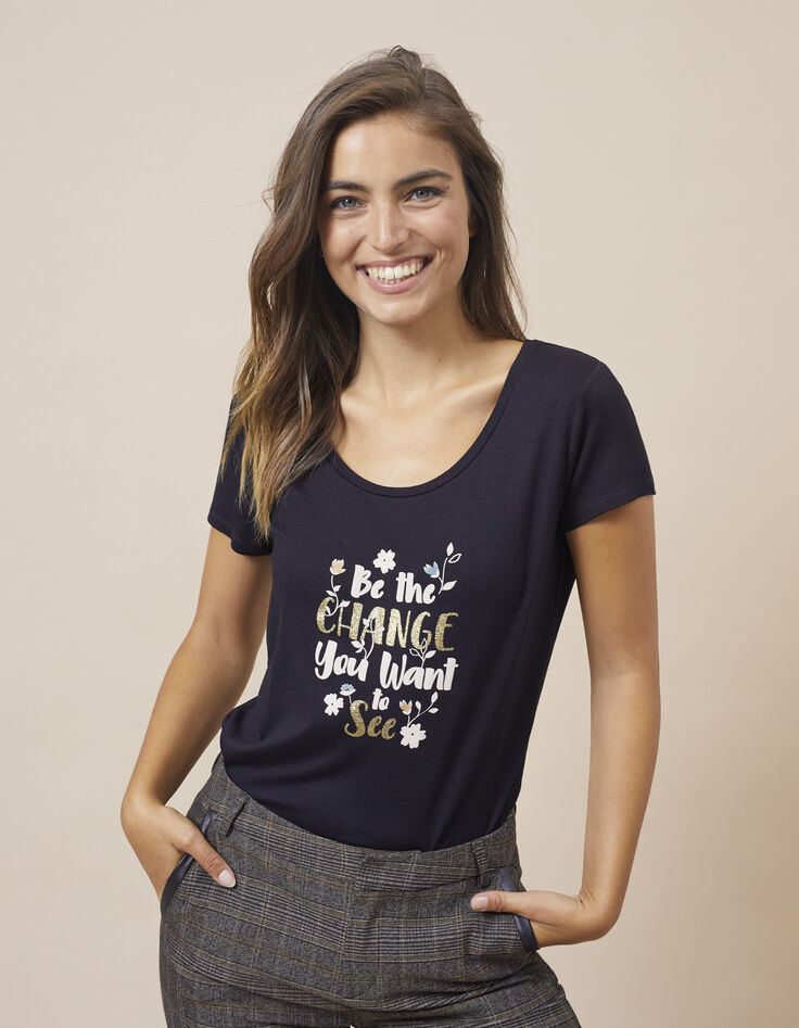 Zwart T-shirt tekst, bloemen en gouden glitters I.Code-2 Zwart T-shirt tekst, bloemen en gouden glitters I.Code-2