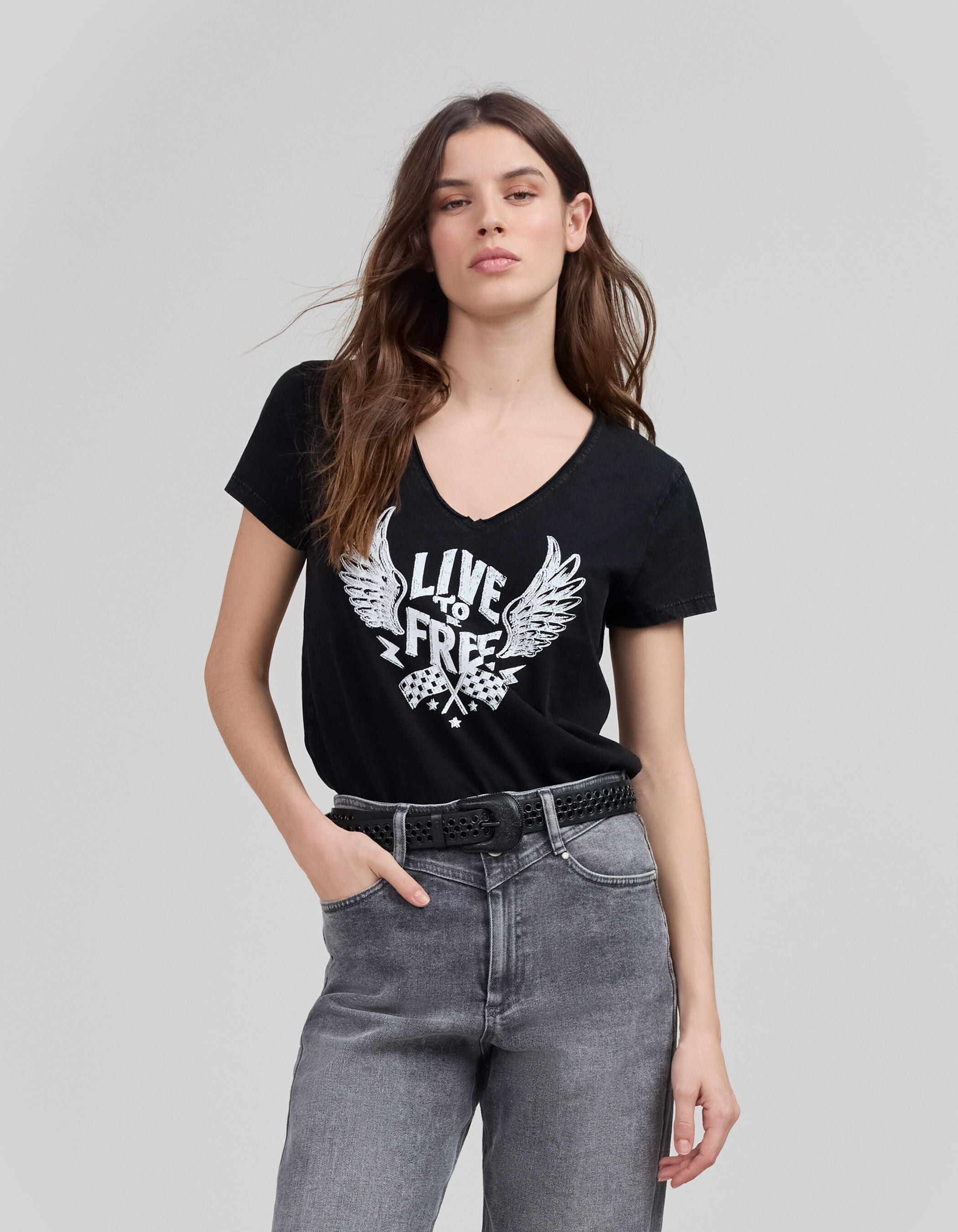 Camiseta negra mensaje alado Mujer IKKS