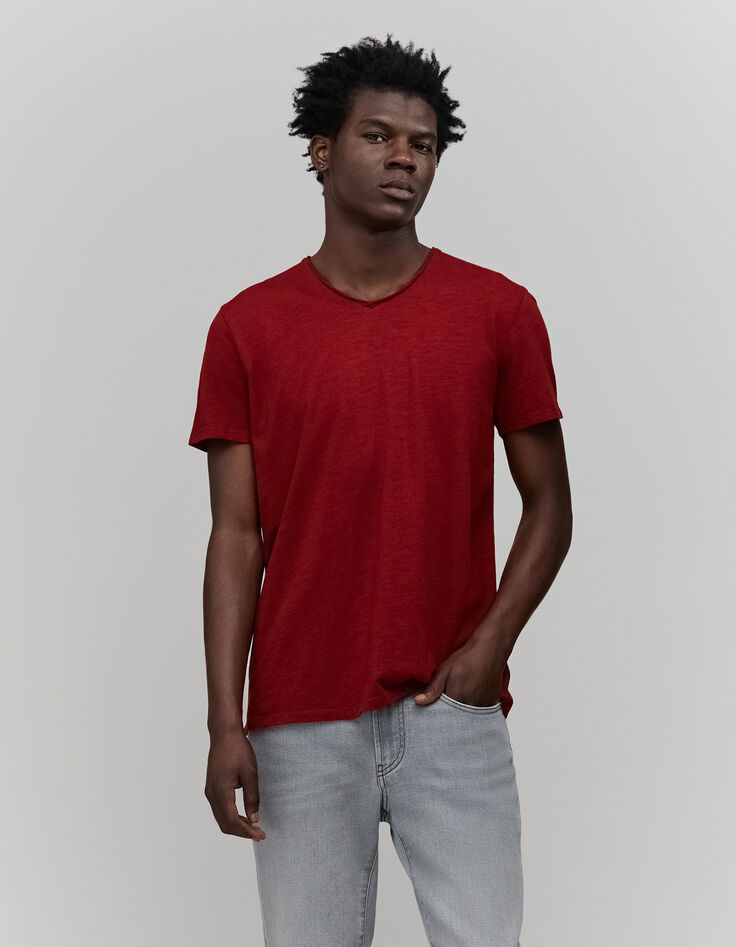 T-shirt L'Essentiel rouge foncé coton bio col V Homme-1