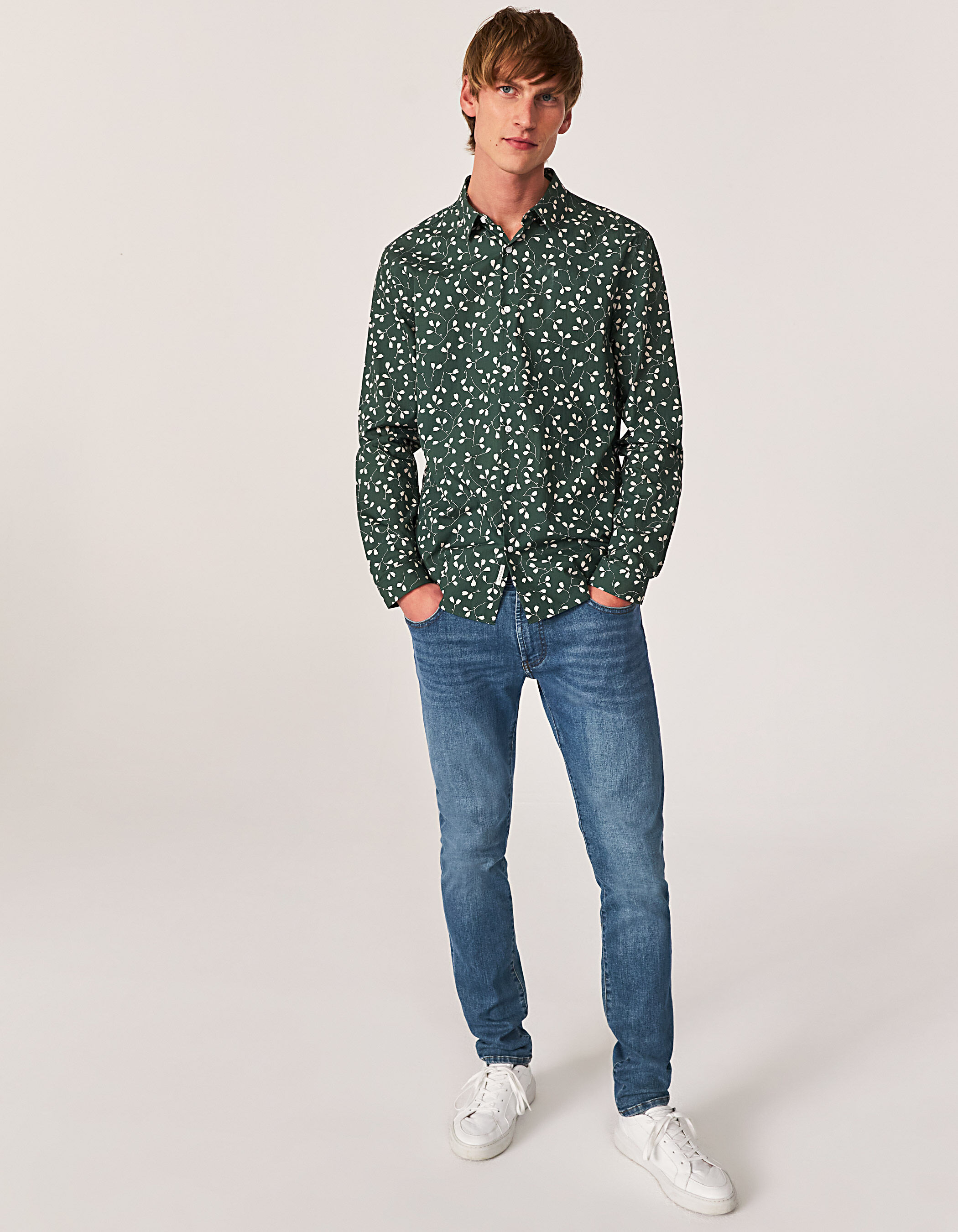 Jean new arrivals 44 homme