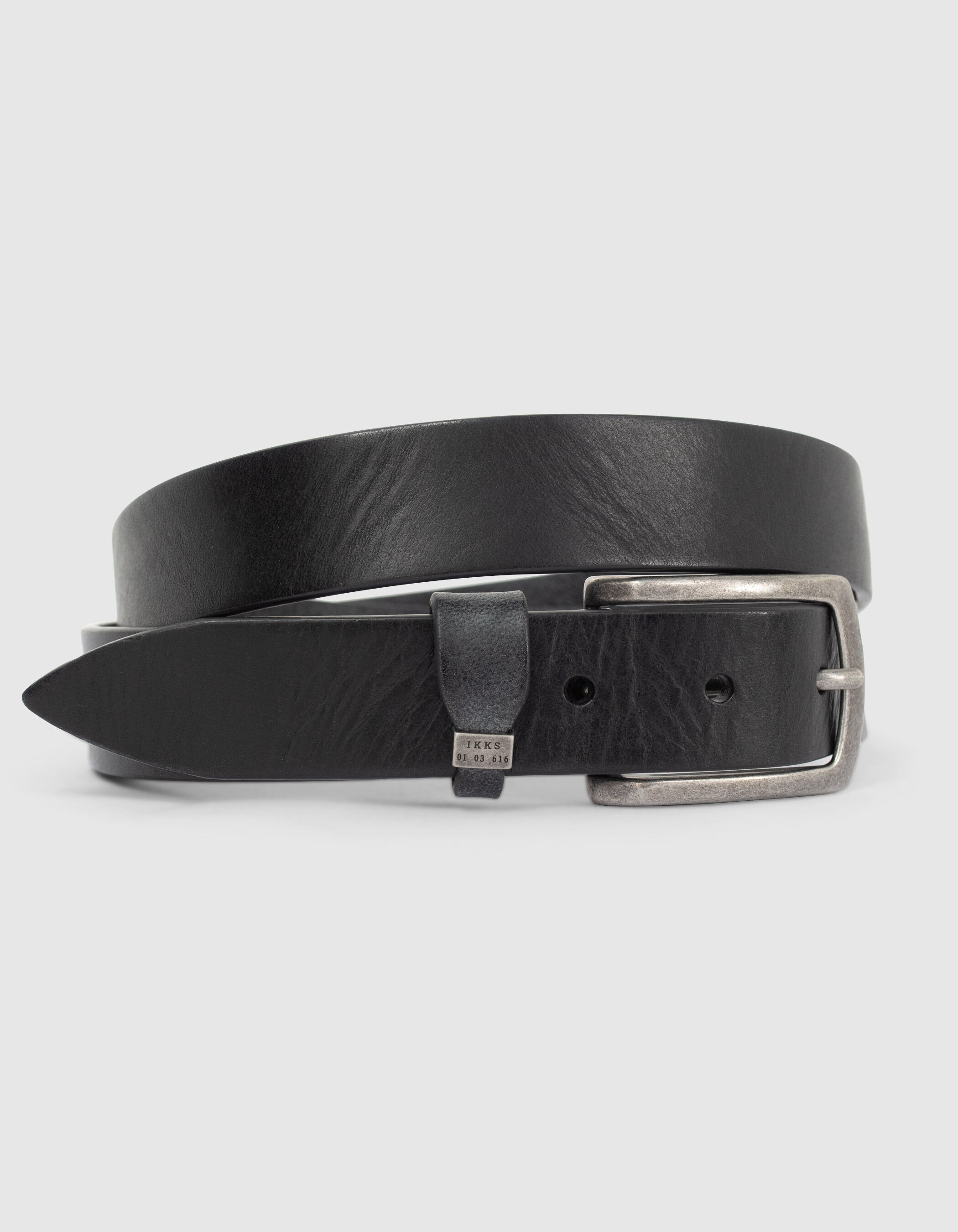 Men s black smooth leather belt