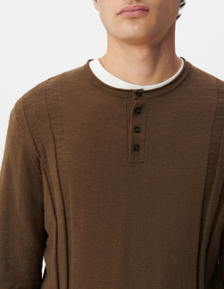 Men&rsquo;s khaki organic cotton fine knit button-neck sweater-4