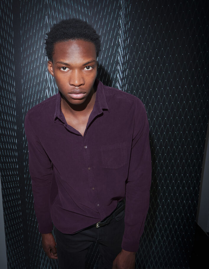 Chemise REGULAR dark plum en velours milleraies Homme-1