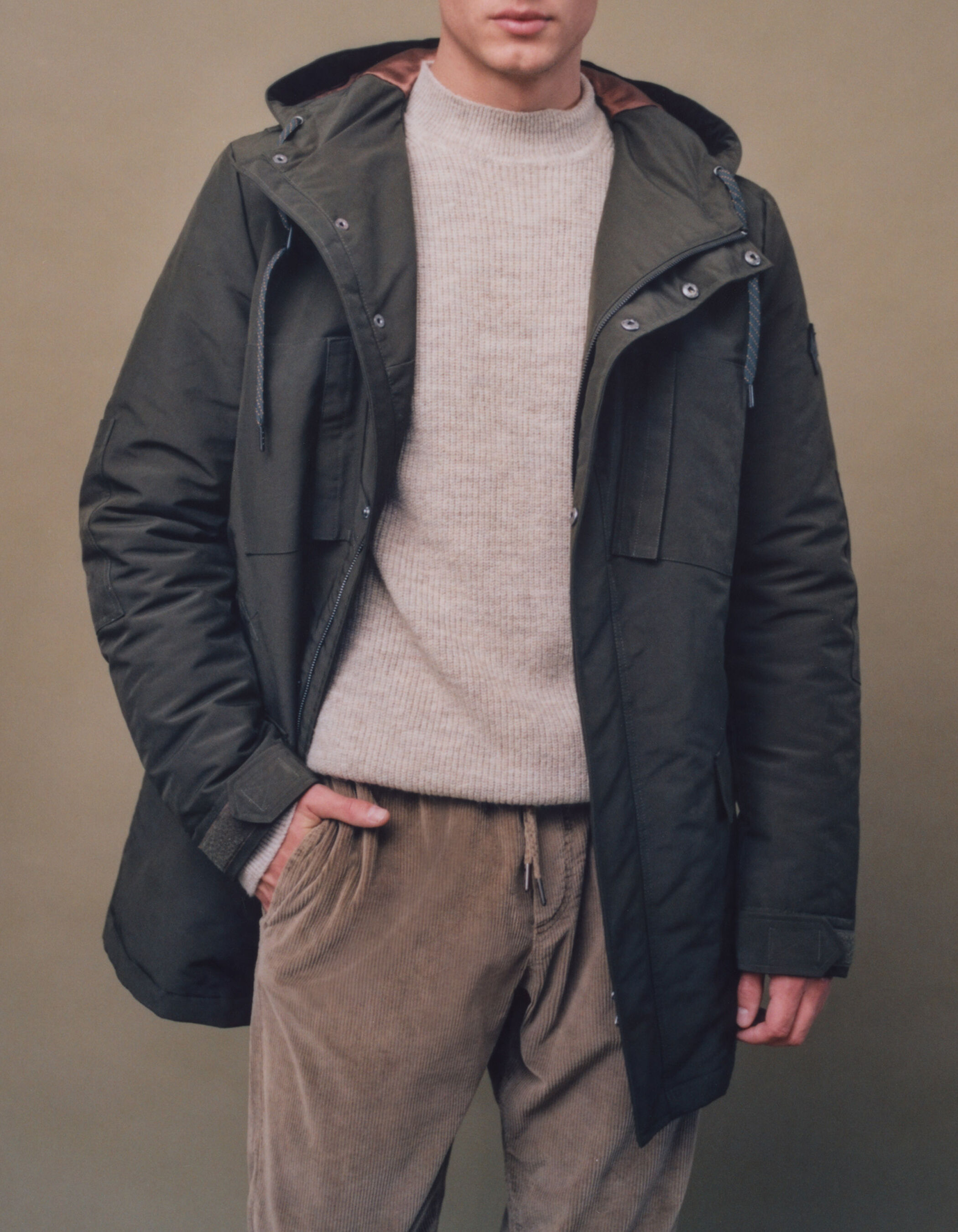 Parka caqui multibolsillos interior acolchado Hombre