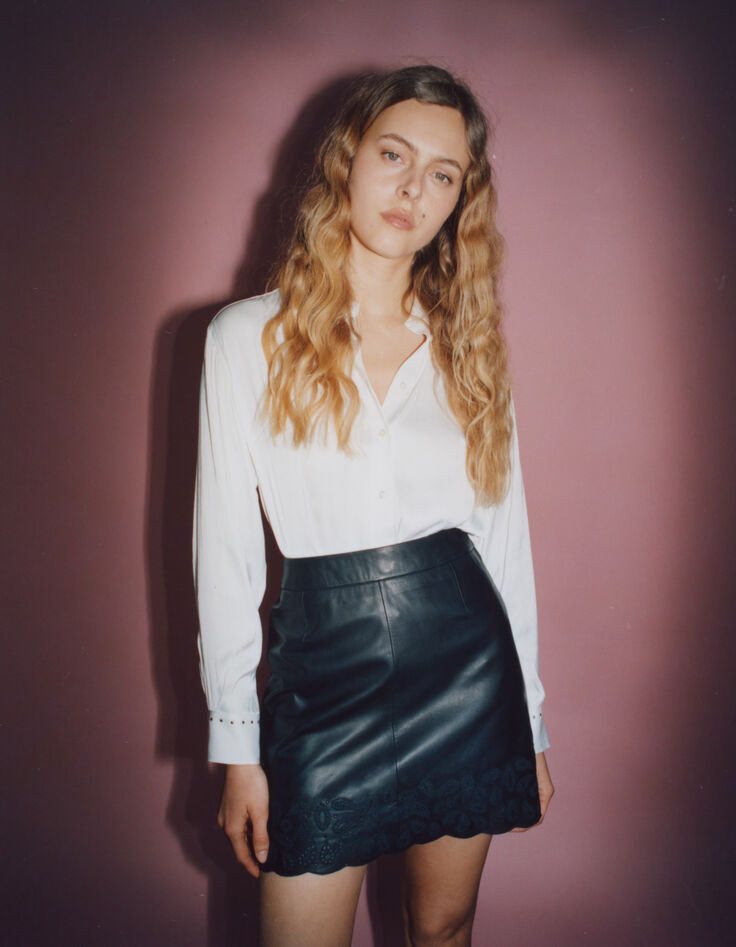 Women’s black embroidered leather short skirt-5