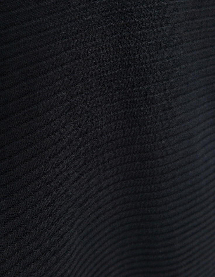 Schwarzes Streifenpolo mit Kontrastkragen-8