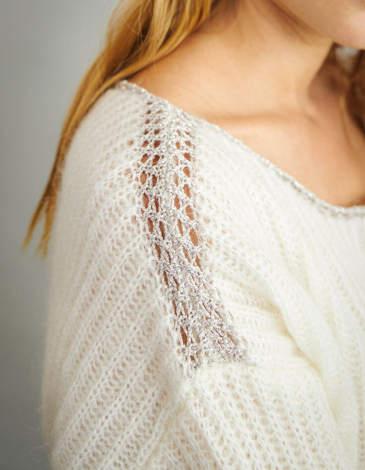 Grof gebreide ecru trui met mohair voor dames-2