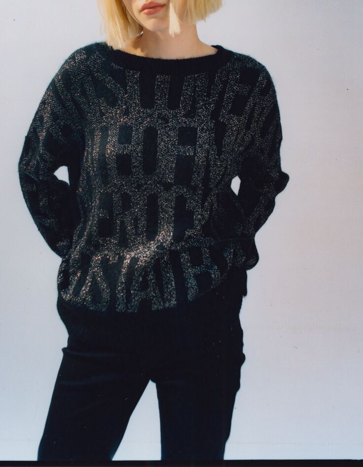 Jersey de mujer en jacquard negro con estampado caqui-6