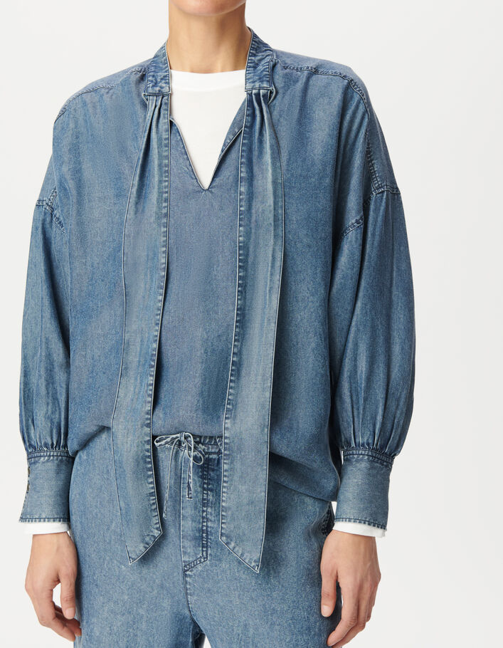 Blouse à lavallière bleue en Lyocell® fluide Femme IKKS - Main Image