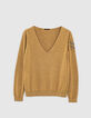 Damenstrickpulli in Camel mit Militär-Chevrons und Zierat-1