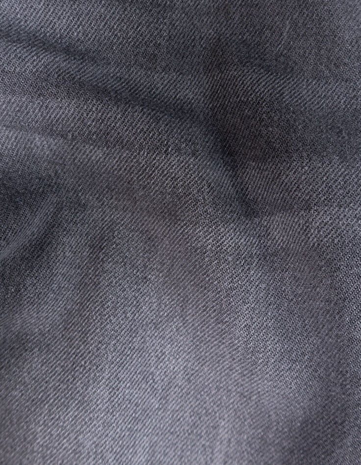 Graue Mädchen-Mom-Jeans sichtbare Knöpfe-10 Graue Mädchen-Mom-Jeans sichtbare Knöpfe-10