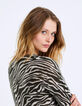 Pull col V en laine mousseuse imprimé zèbre femme-5