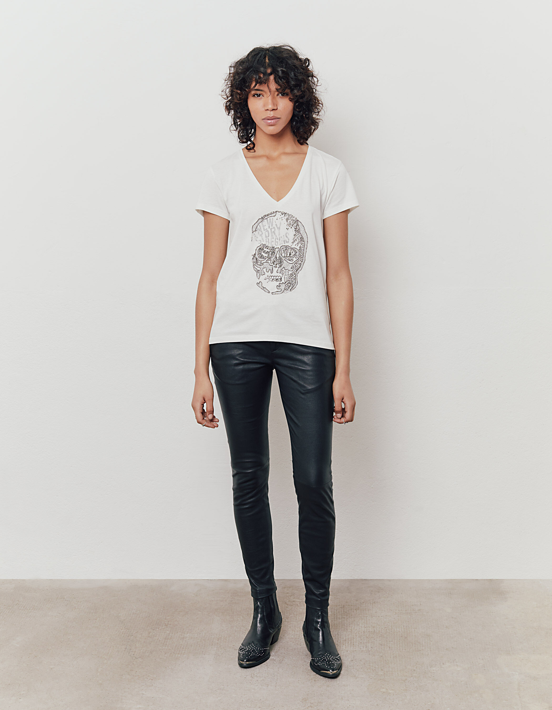 ecru cotton modal T-shirt with skull pearls