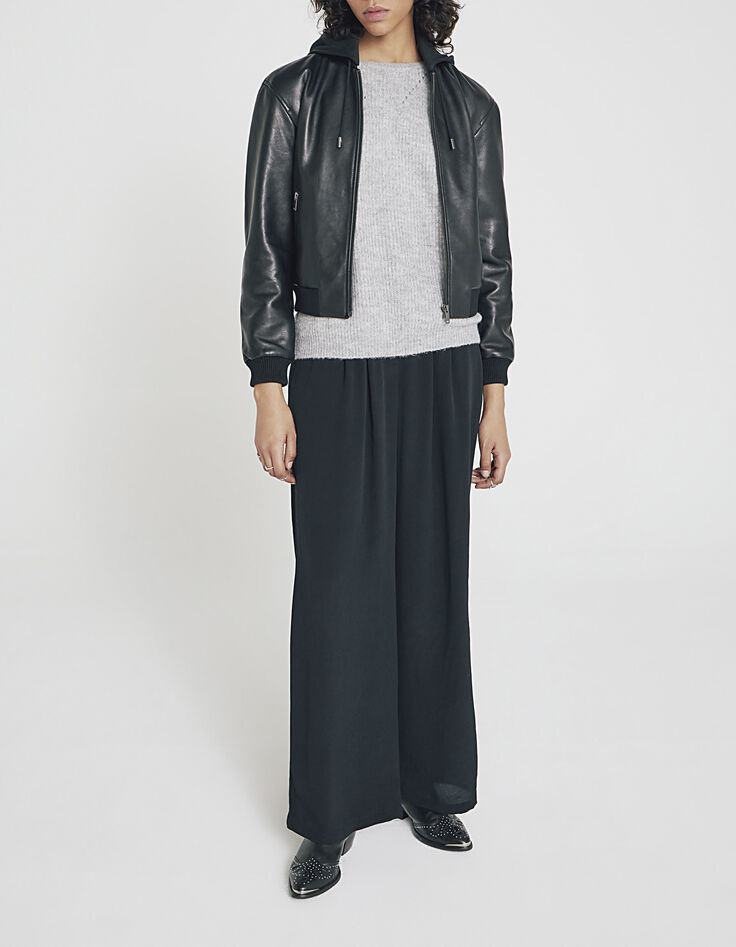 Pull gris col bateau en maille détails bijoux manches femme-7