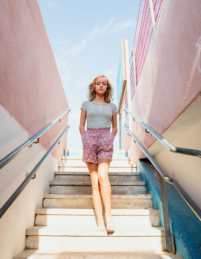 Girls’ rosewood batik print Ecovero® shorts-3