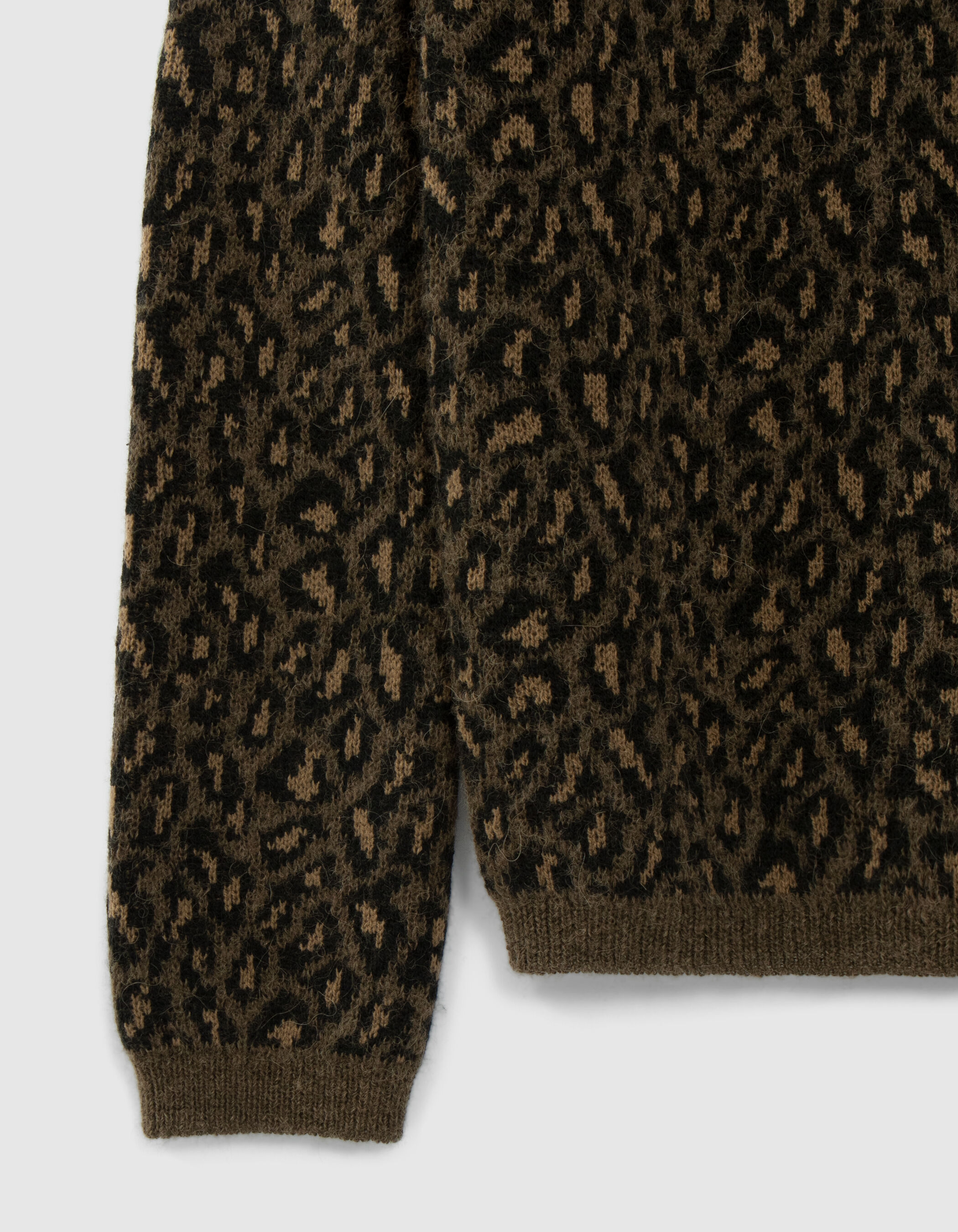 Pull beige tricot jacquard motif leopard Homme IKKS