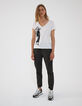 Tee-shirt col V en coton flammé visuel silhouette femme-6