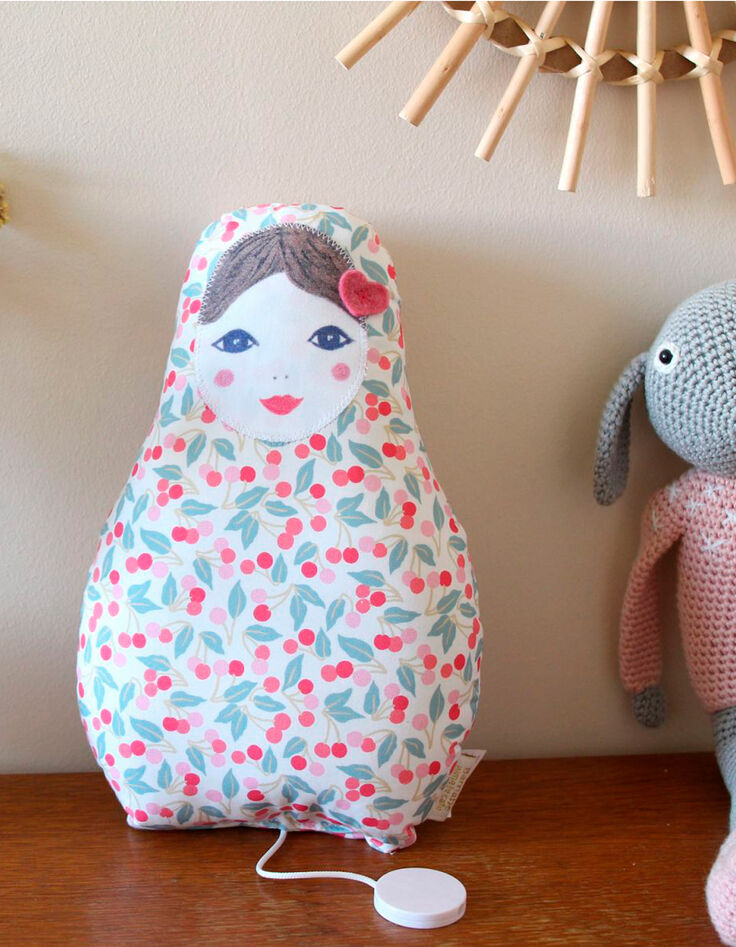 BARNABE AIME LE CAFE Russian doll musical box-2