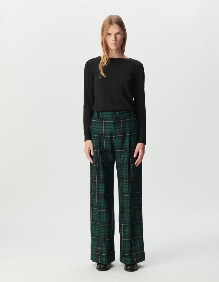 Weite grüne Damenhose mit Karomuster-1 Weite grüne Damenhose mit Karomuster-1