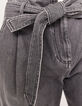 Graue Crop-Damenjeans mit hohem Bund-4