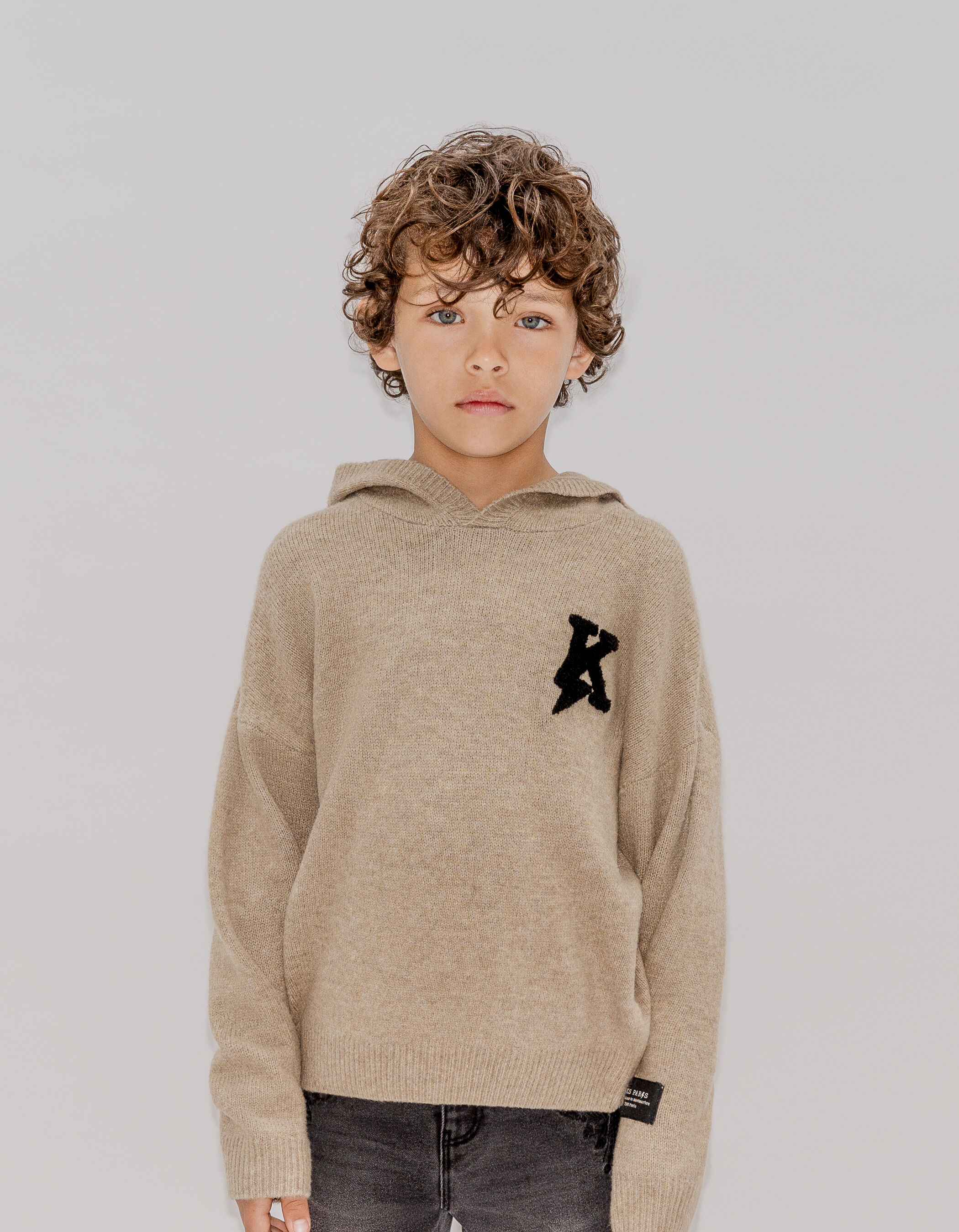 Camel gebreide trui met boucle K badge voor jongens IKKS