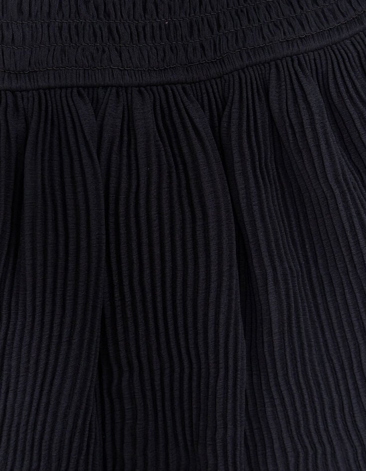 Kurzer schwarzer Faltenrock mit R&uuml;schen f&uuml;r die M&auml;dchen-6