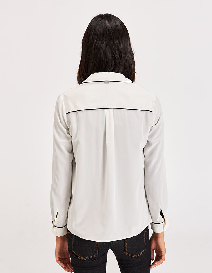 Women’s silk shirt with heart embroidered on chest pocket-3