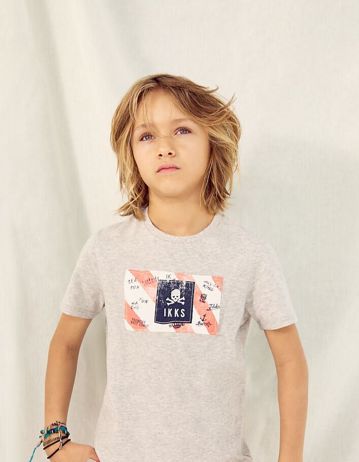 Boys’ grey organic cotton T-shirt with flag and embroidery - IKKS