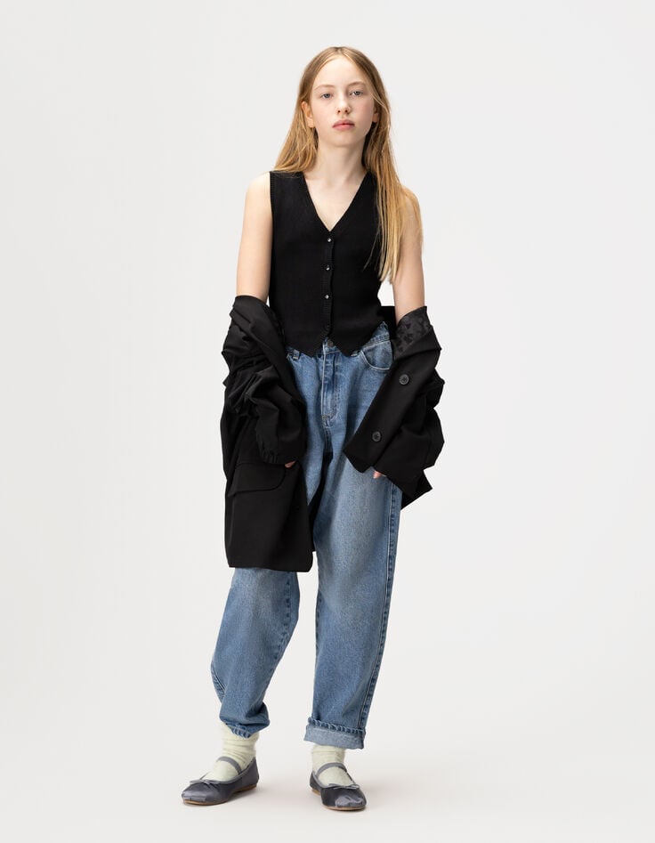 Girls’ black knit sleeveless waistcoat-2 Girls’ black knit sleeveless waistcoat-2
