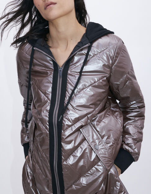 Halblange, braun irisierende Damensteppjacke mit Kapuze