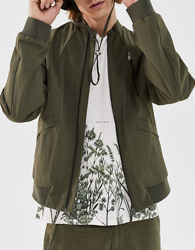 Men’s khaki nylon bomber jacket with zipped pockets - IKKS