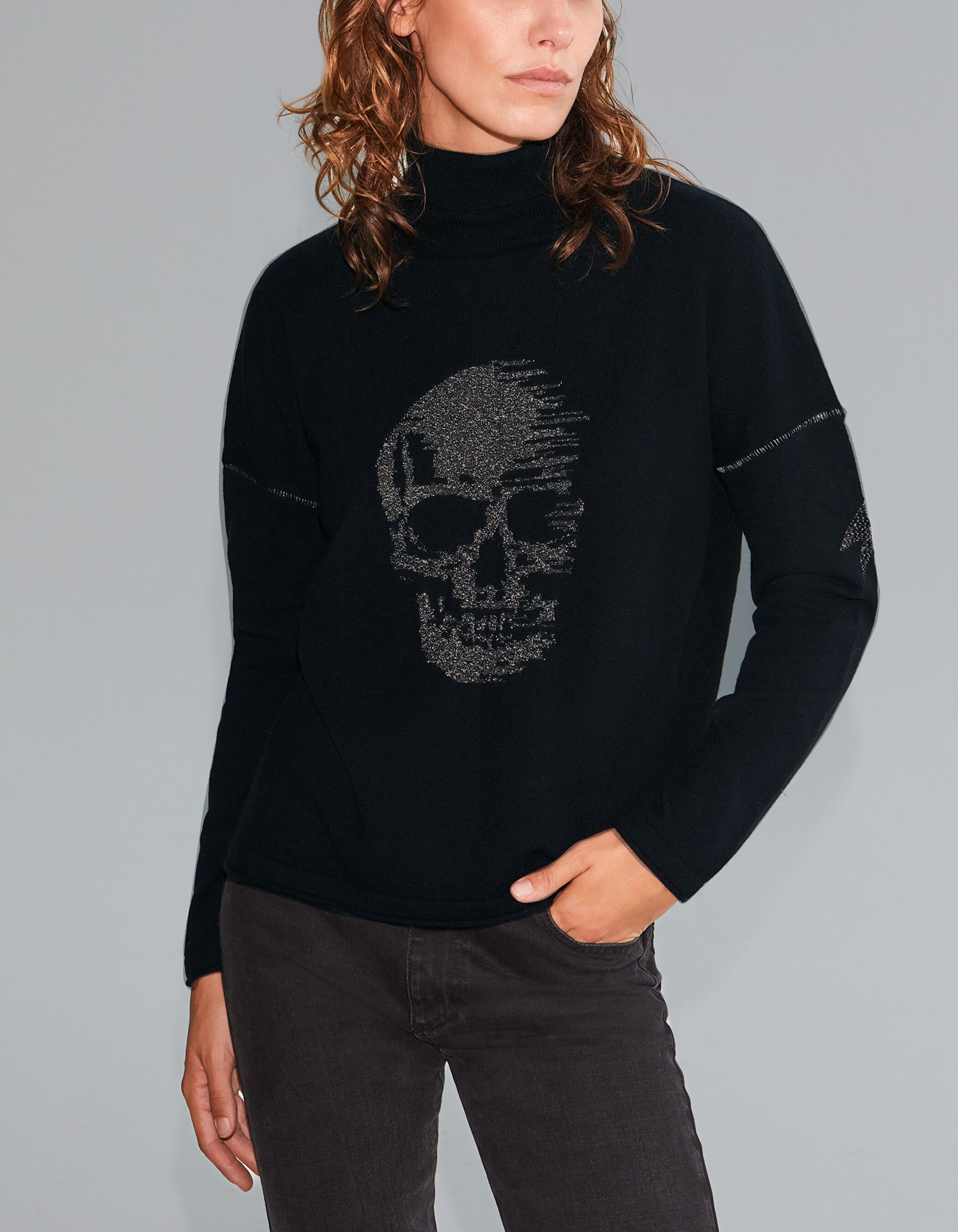 Pull noir col roul tricot visuel t te de mort Femme