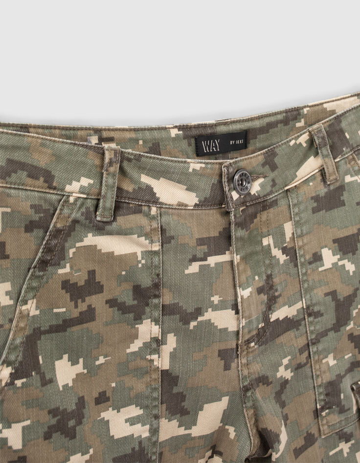 Khaki Jungen-Battle-Bermudas mit Flecktarn-Pixel-Motiv-2