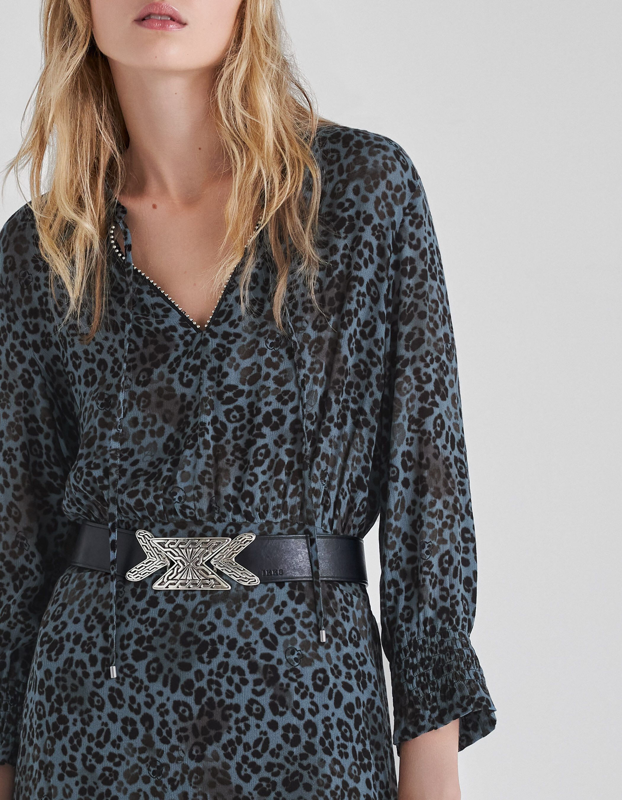 Robe leopard bleu online