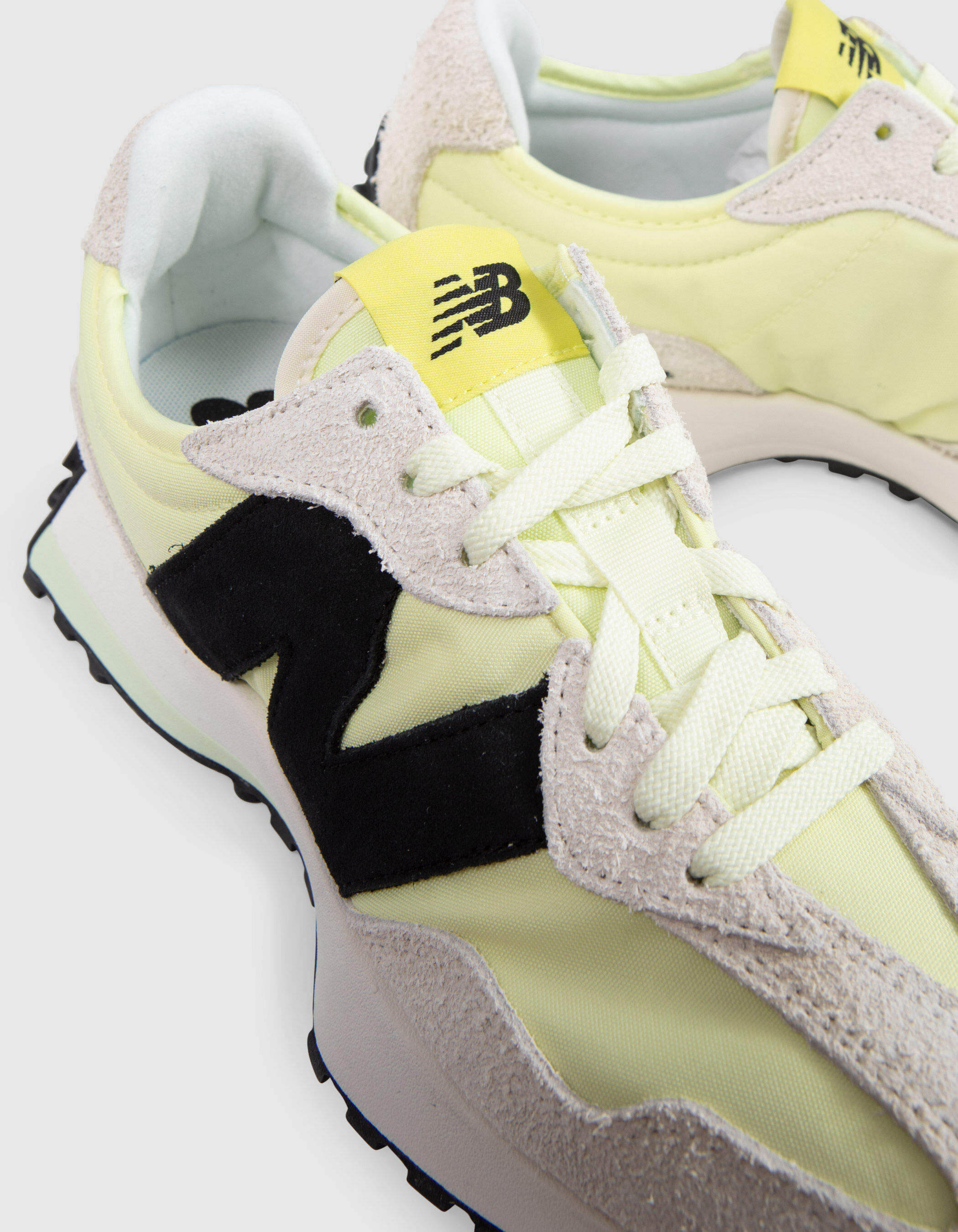 Women s lime NEW BALANCE 327 trainers IKKS