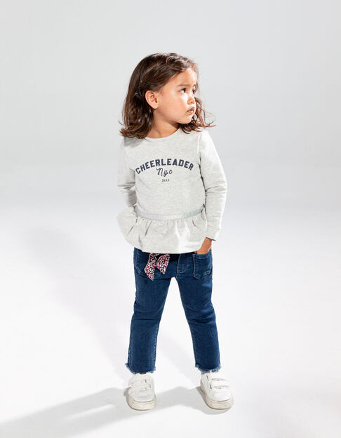 Blauwe jeans franjes aan pijpen sjaalceintuur babymeisjes