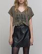 Khakifarbenes Damen-T-Shirt mit milit&auml;rischer Botschaft-3