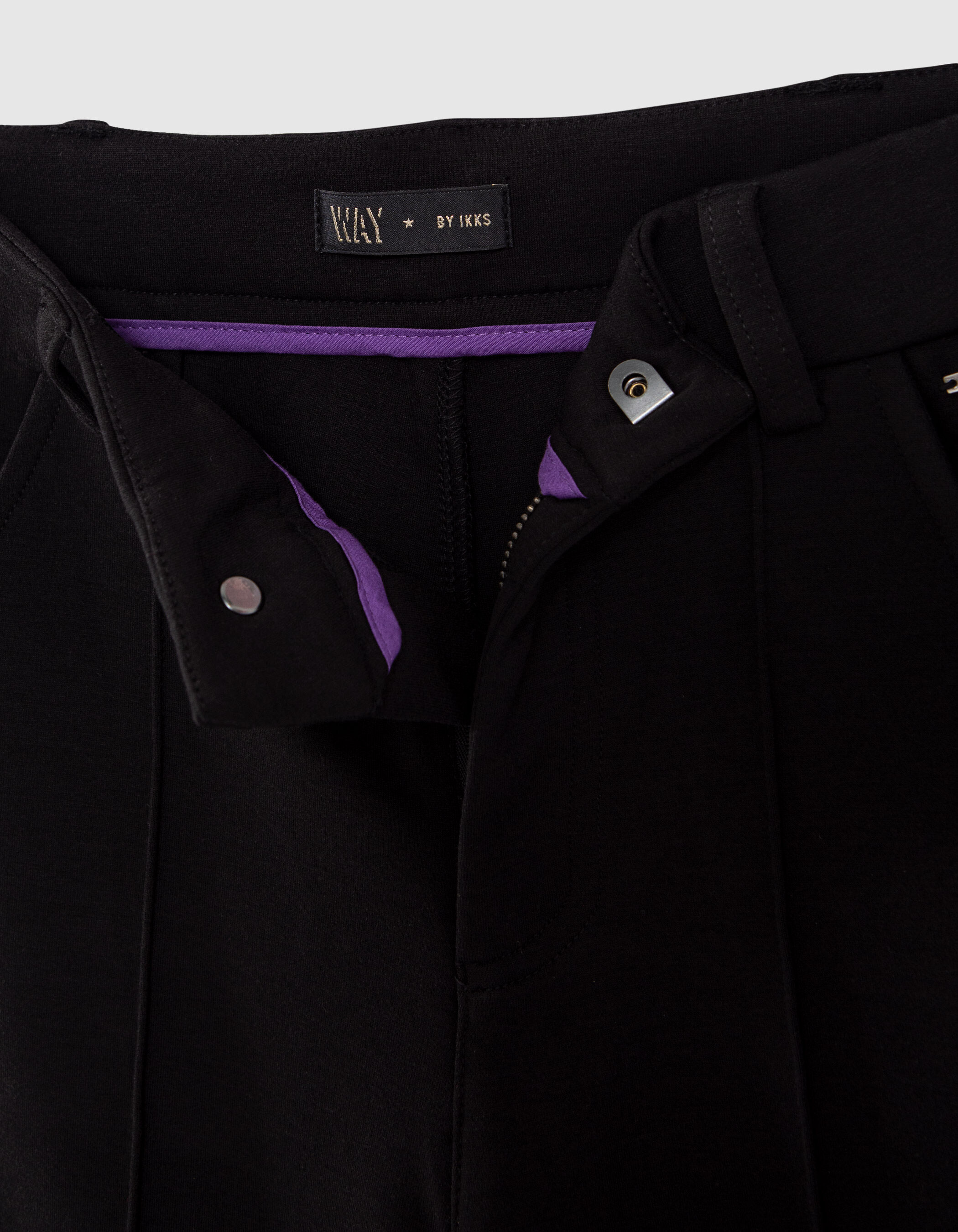 Pantalon noir ikks sales
